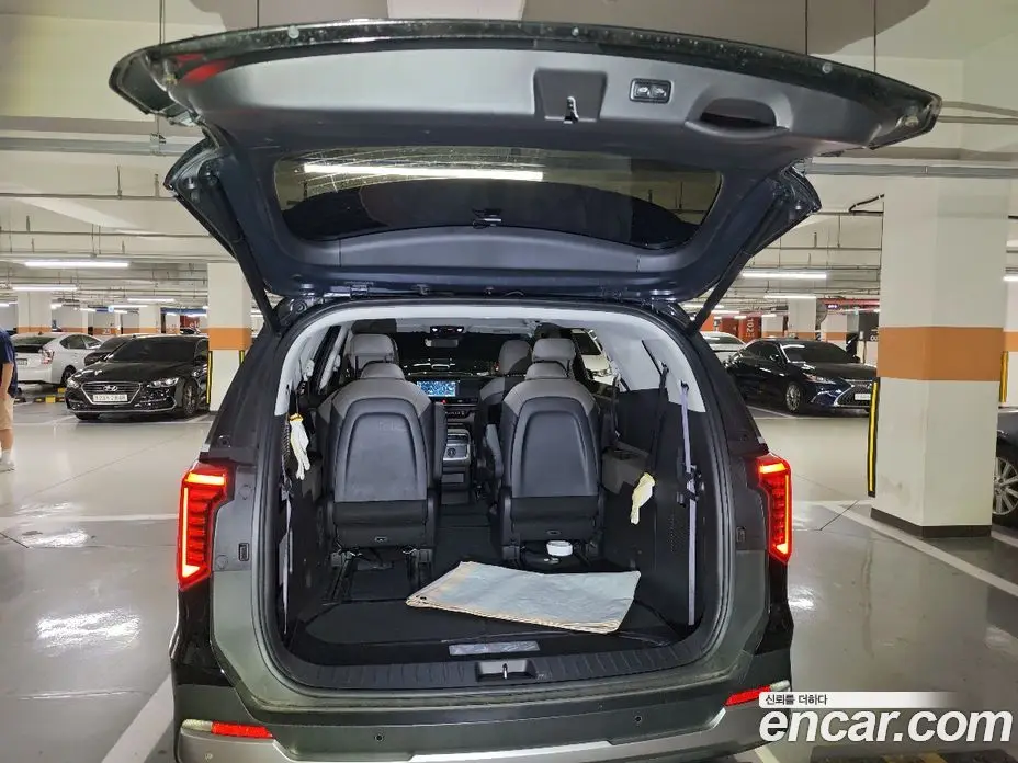 Kia Carnival 2024 1.6 автомат (гидро), фото 10