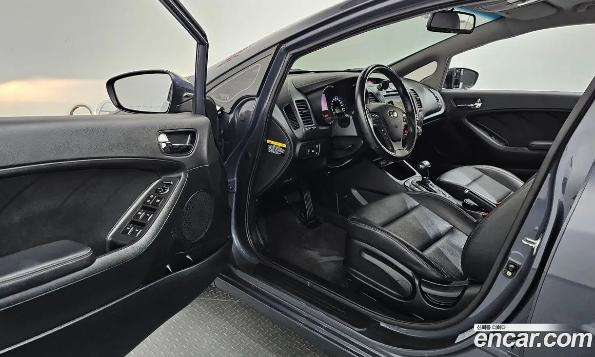 Kia K3 2015 1.6 автомат (гидро), фото 13