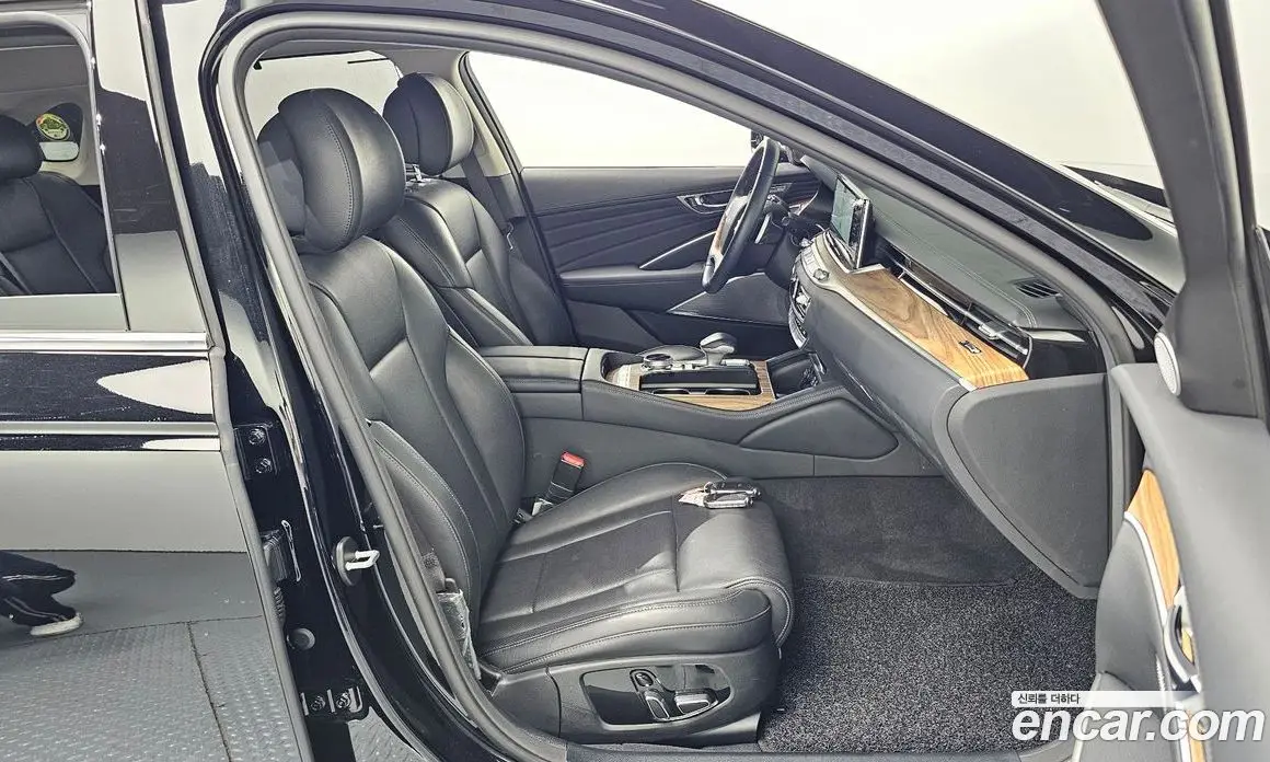 Kia K9 2023 3.8 автомат (гидро), фото 16