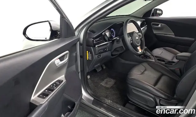 Kia Niro 2021 1.6 автомат (гидро), миниатюра 10