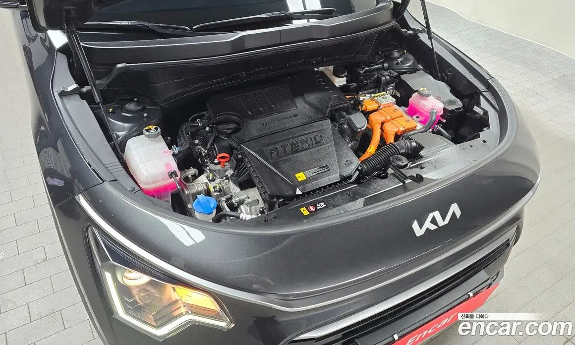 Kia Niro 2023 1.6 автомат (гидро), фото 6