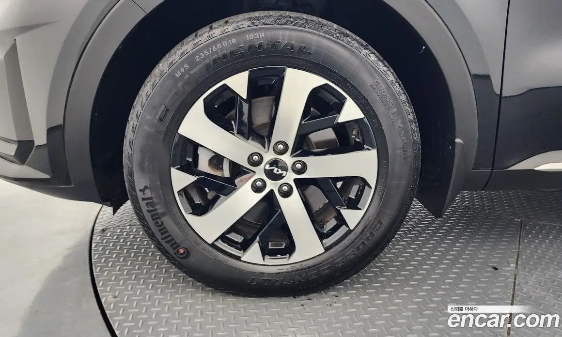 Kia Sorento 2023 2.5 автомат (гидро), фото 4