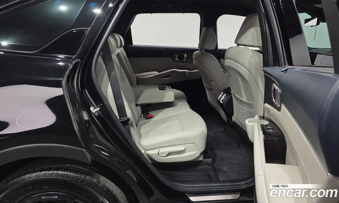 Kia Sorento 2023 1.6 автомат (гидро), фото 17