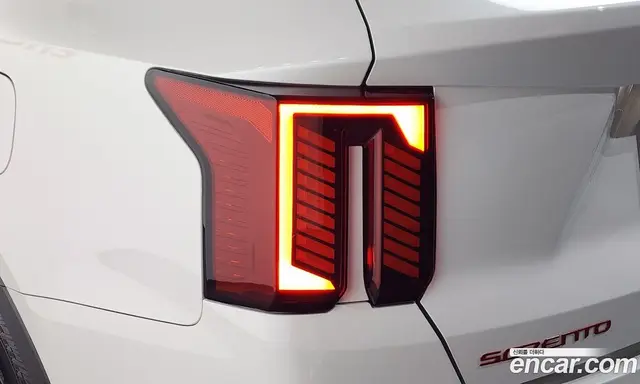Kia Sorento 2024 1.6 автомат (гидро), миниатюра 9