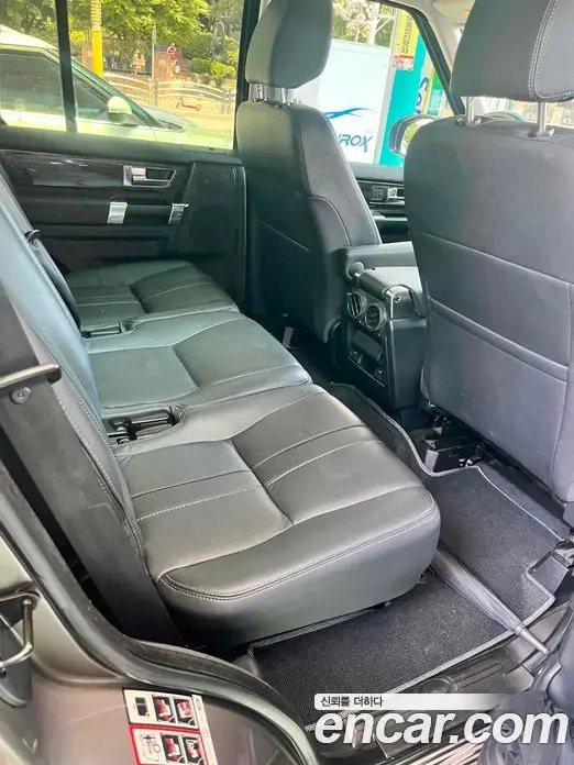 Land Rover Discovery 2015 3.0 автомат (гидро), миниатюра 12