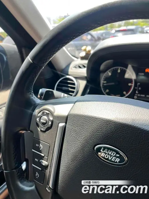 Land Rover Discovery 2015 3.0 автомат (гидро), фото 16