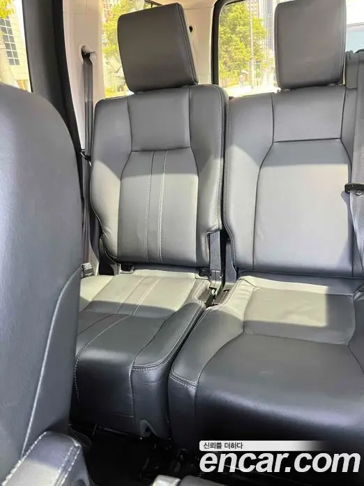 Land Rover Discovery 2015 3.0 автомат (гидро), фото 17