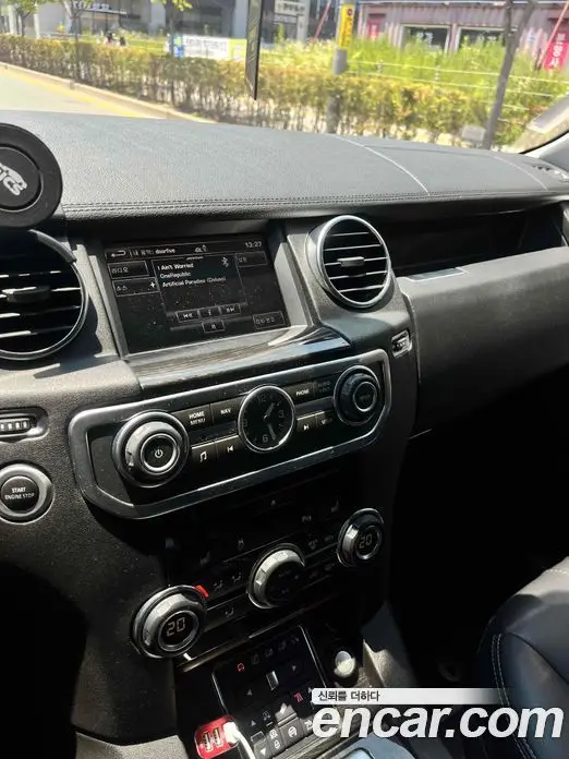Land Rover Discovery 2015 3.0 автомат (гидро), фото 19