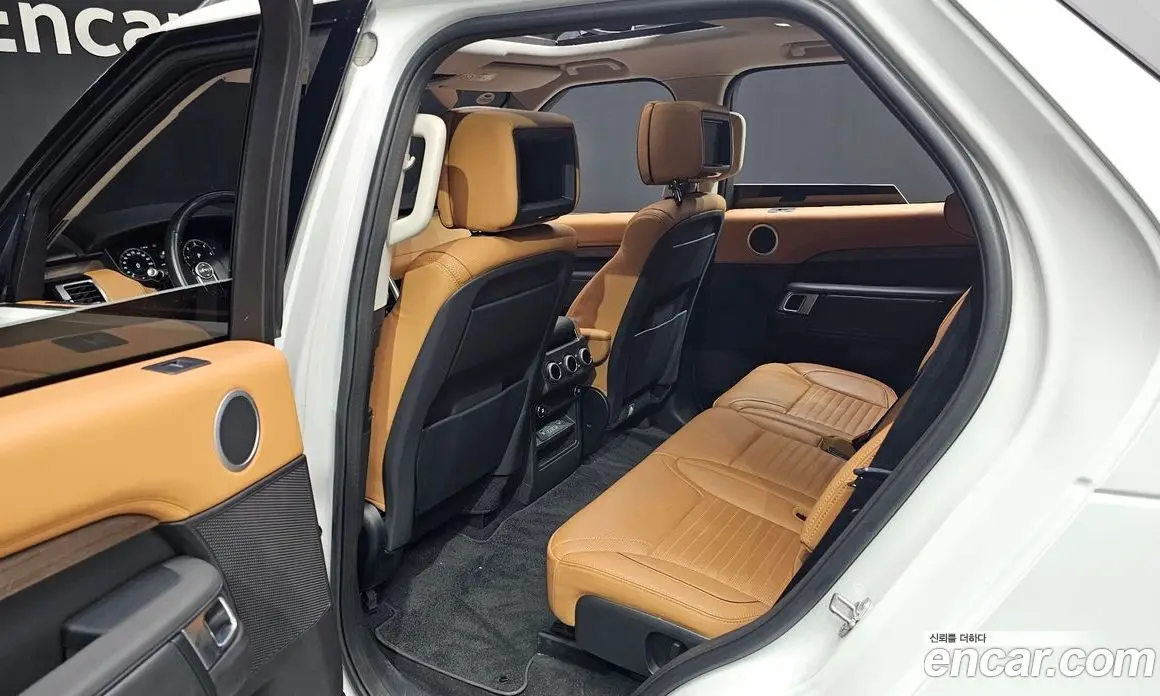 Land Rover Discovery 2018 3.0 автомат (гидро), фото 25