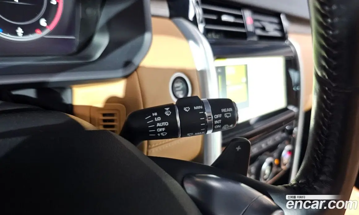Land Rover Discovery 2018 3.0 автомат (гидро), фото 28