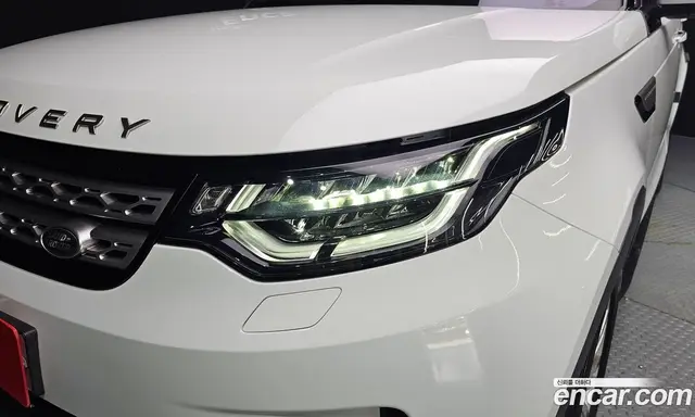 Land Rover Discovery 2018 3.0 автомат (гидро), миниатюра 8