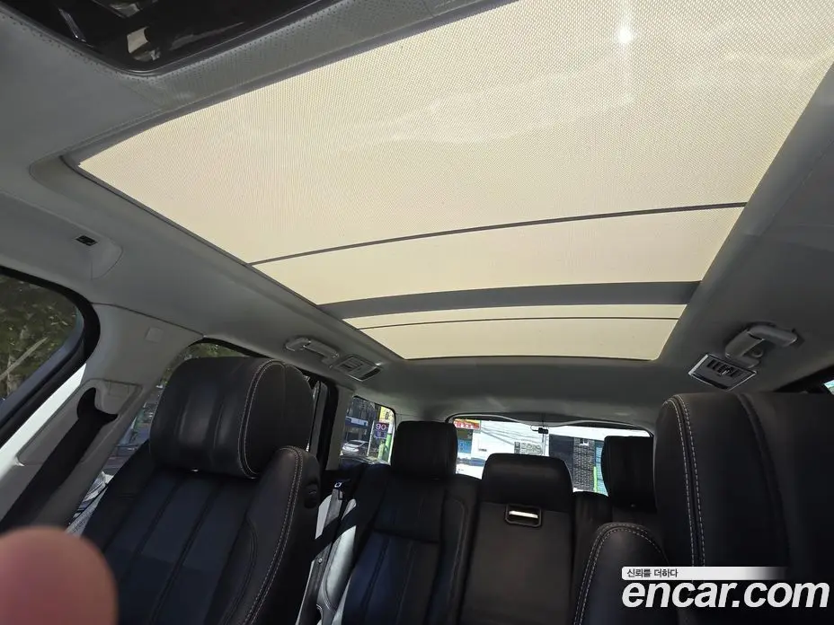 Land Rover Range Rover 2016 4.4 автомат (гидро), фото 16