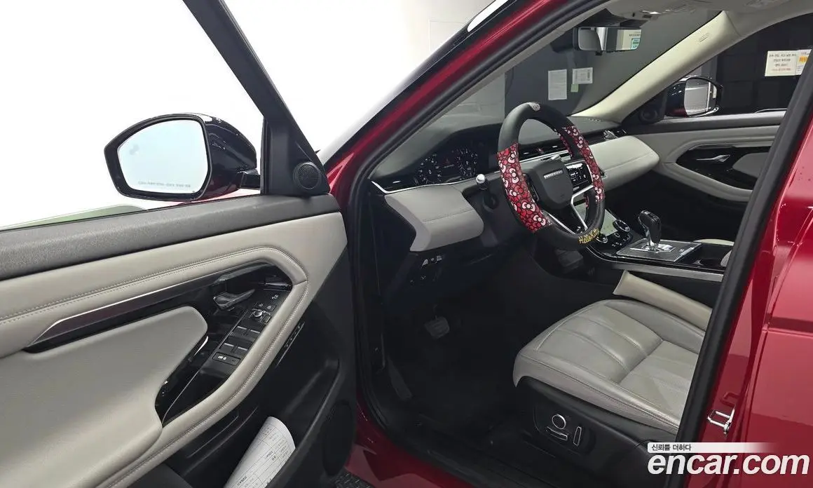 Land Rover Range Rover Evoque 2022 2.0 автомат (гидро), фото 10