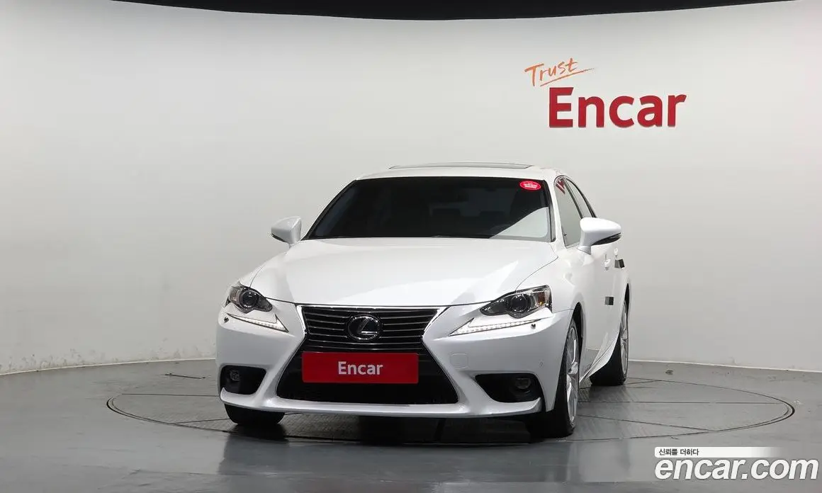 Lexus IS 2014 2.5 автомат (гидро), фото 3 Lexus IS 2014 2.5 автомат (гидро), фото 3
