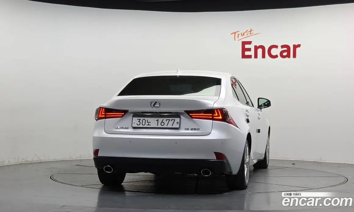 Lexus IS 2014 2.5 автомат (гидро), фото 4 Lexus IS 2014 2.5 автомат (гидро), фото 4