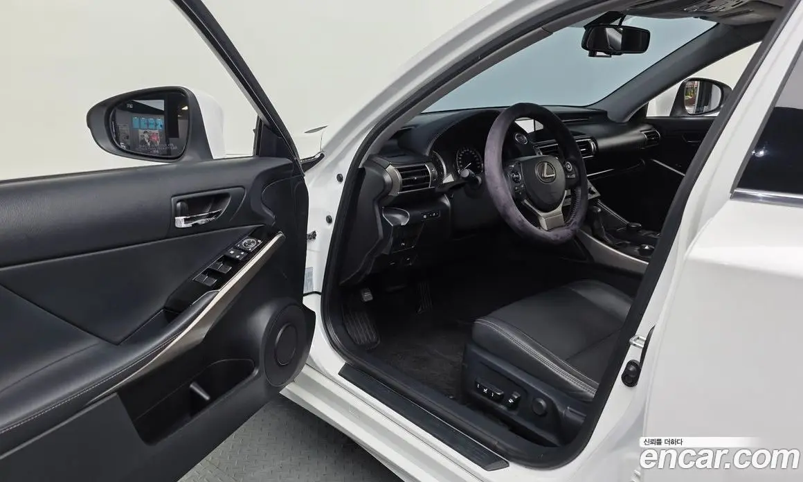 Lexus IS 2014 2.5 автомат (гидро), фото 10 Lexus IS 2014 2.5 автомат (гидро), фото 10
