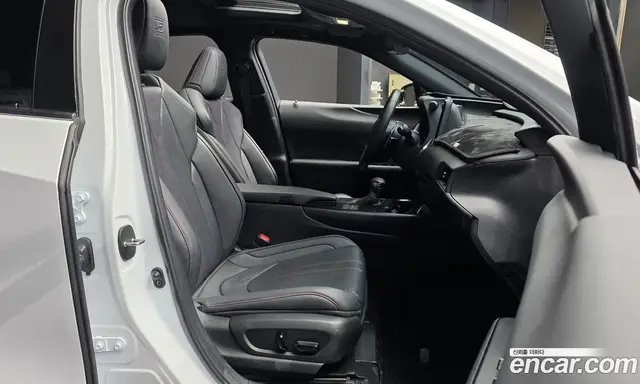 Lexus UX 2023 2.0 автомат (гидро), миниатюра 11 Lexus UX 2023 2.0 автомат (гидро), миниатюра 11