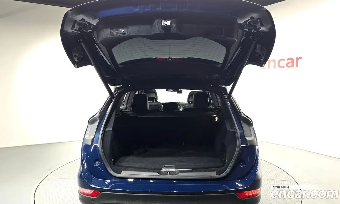 Lincoln MKC 2018 2.0 автомат (гидро), фото 25 Lincoln MKC 2018 2.0 автомат (гидро), фото 25
