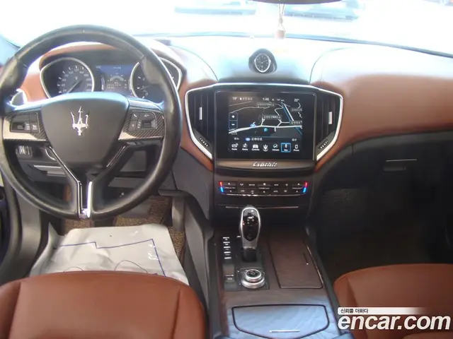 Maserati Ghibli 2018 3.0 автомат (гидро), миниатюра 12