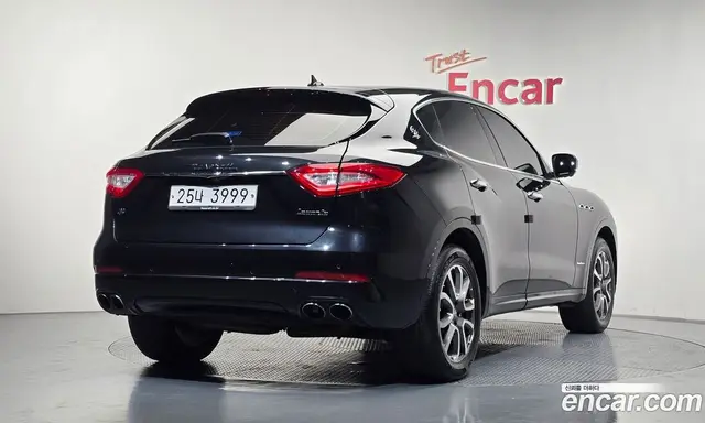 Maserati Levante 2018 3.0 автомат (гидро), миниатюра 2 Maserati Levante 2018 3.0 автомат (гидро), миниатюра 2