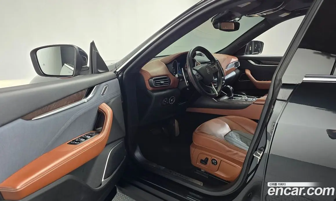 Maserati Levante 2018 3.0 автомат (гидро), фото 13 Maserati Levante 2018 3.0 автомат (гидро), фото 13