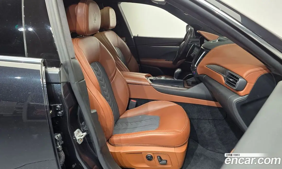 Maserati Levante 2018 3.0 автомат (гидро), фото 16 Maserati Levante 2018 3.0 автомат (гидро), фото 16