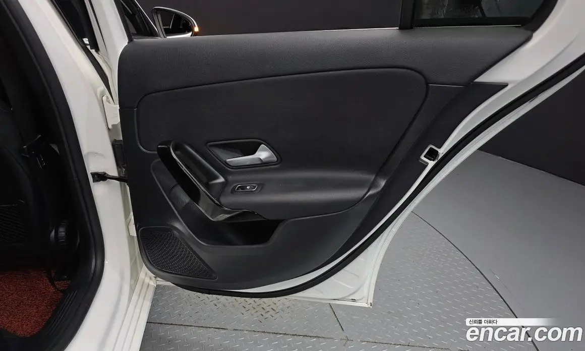 Mercedes-Benz A-Class 2020 2.0 гидро, фото 15 Mercedes-Benz A-Class 2020 2.0 гидро, фото 15