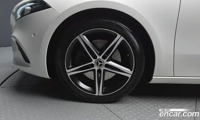 Mercedes-Benz A-Class 2020 2.0 гидро, миниатюра 5 Mercedes-Benz A-Class 2020 2.0 гидро, миниатюра 5