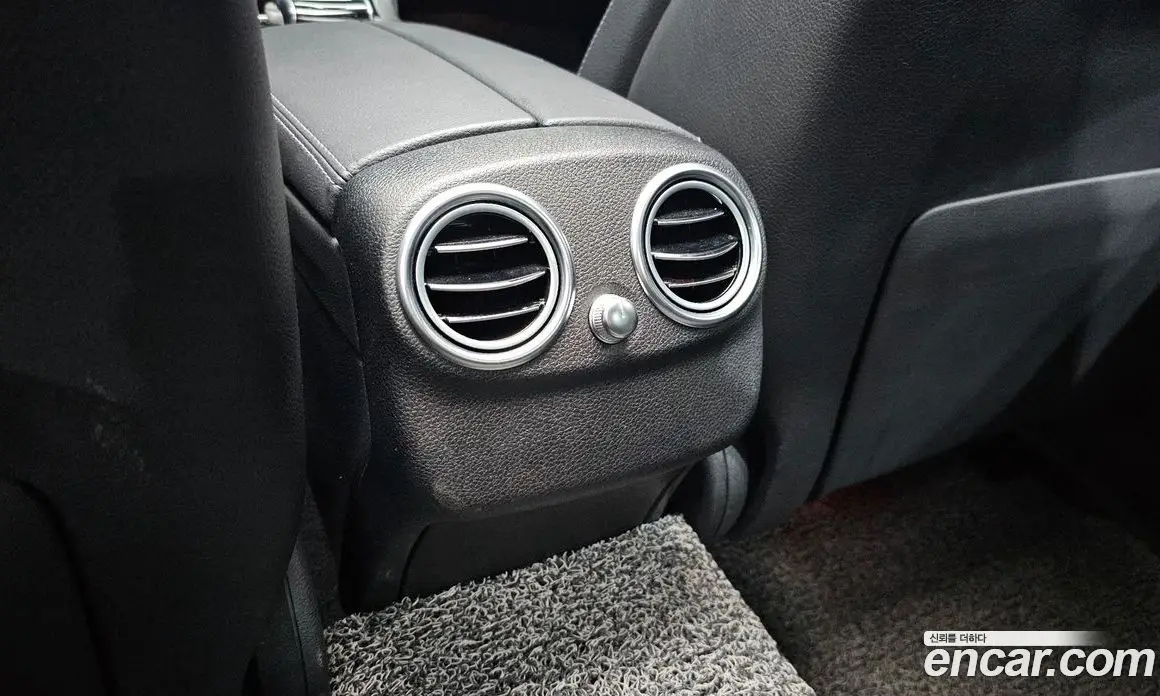 Mercedes-Benz C-Class 2019 1.9 гидро, фото 32 Mercedes-Benz C-Class 2019 1.9 гидро, фото 32