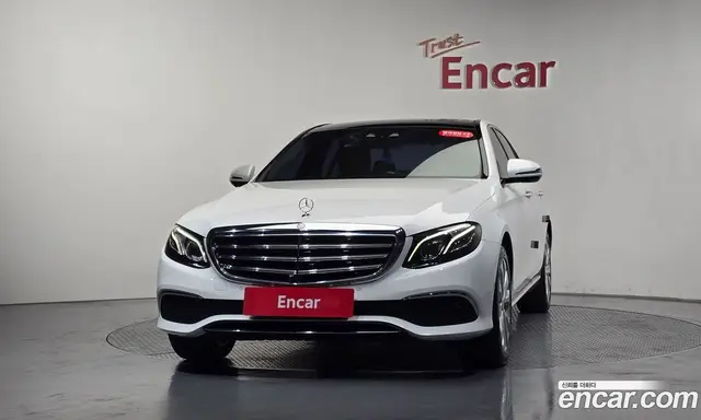 Mercedes-Benz E-Class 2016 2.0 автомат (гидро), миниатюра 2