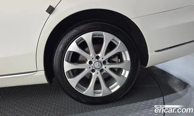 Mercedes-Benz E-Class 2016 2.0 автомат (гидро), миниатюра 6