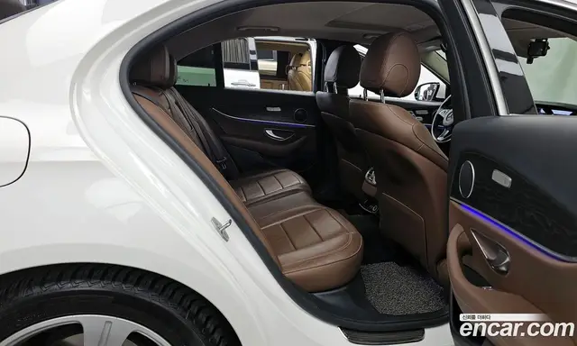 Mercedes-Benz E-Class 2016 1.9 гидро, миниатюра 12