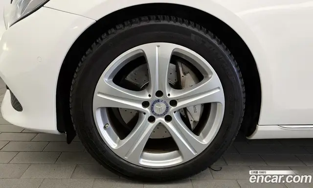 Mercedes-Benz E-Class 2016 1.9 гидро, миниатюра 5