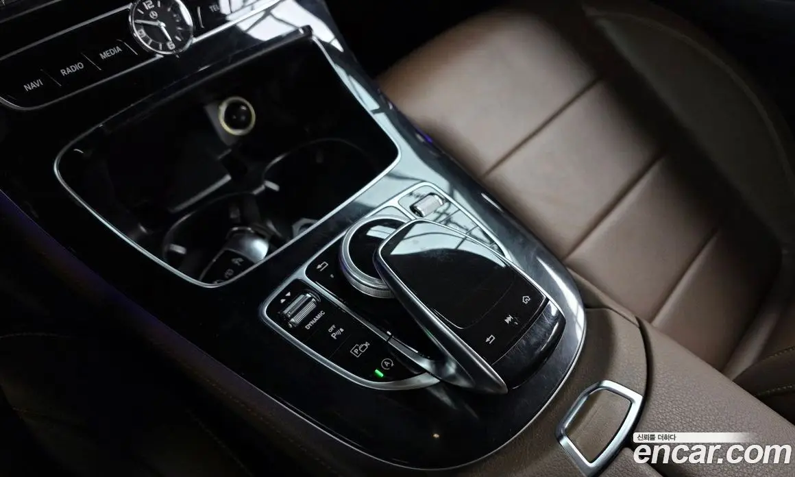 Mercedes-Benz E-Class 2017 2.0 автомат (гидро), фото 17