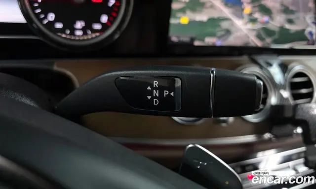 Mercedes-Benz E-Class 2017 2.0 автомат (гидро), миниатюра 9