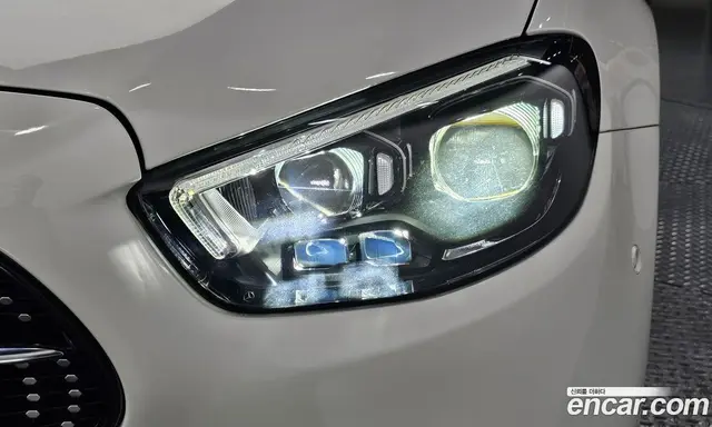 Mercedes-Benz E-Class 2021 2.0 автомат (гидро), миниатюра 8