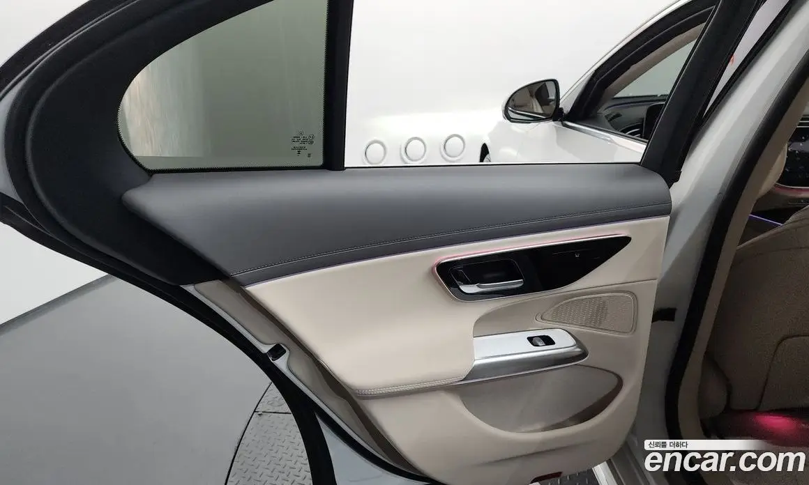Mercedes-Benz E-Class 2024 2.0 автомат (гидро), фото 15