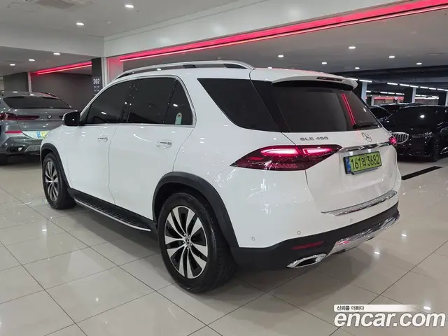 Mercedes-Benz GLE-Class 2026 3.0 гидро, миниатюра 2 Mercedes-Benz GLE-Class 2026 3.0 гидро, миниатюра 2