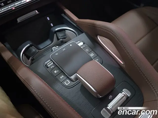 Mercedes-Benz GLE-Class 2026 3.0 гидро, миниатюра 9 Mercedes-Benz GLE-Class 2026 3.0 гидро, миниатюра 9