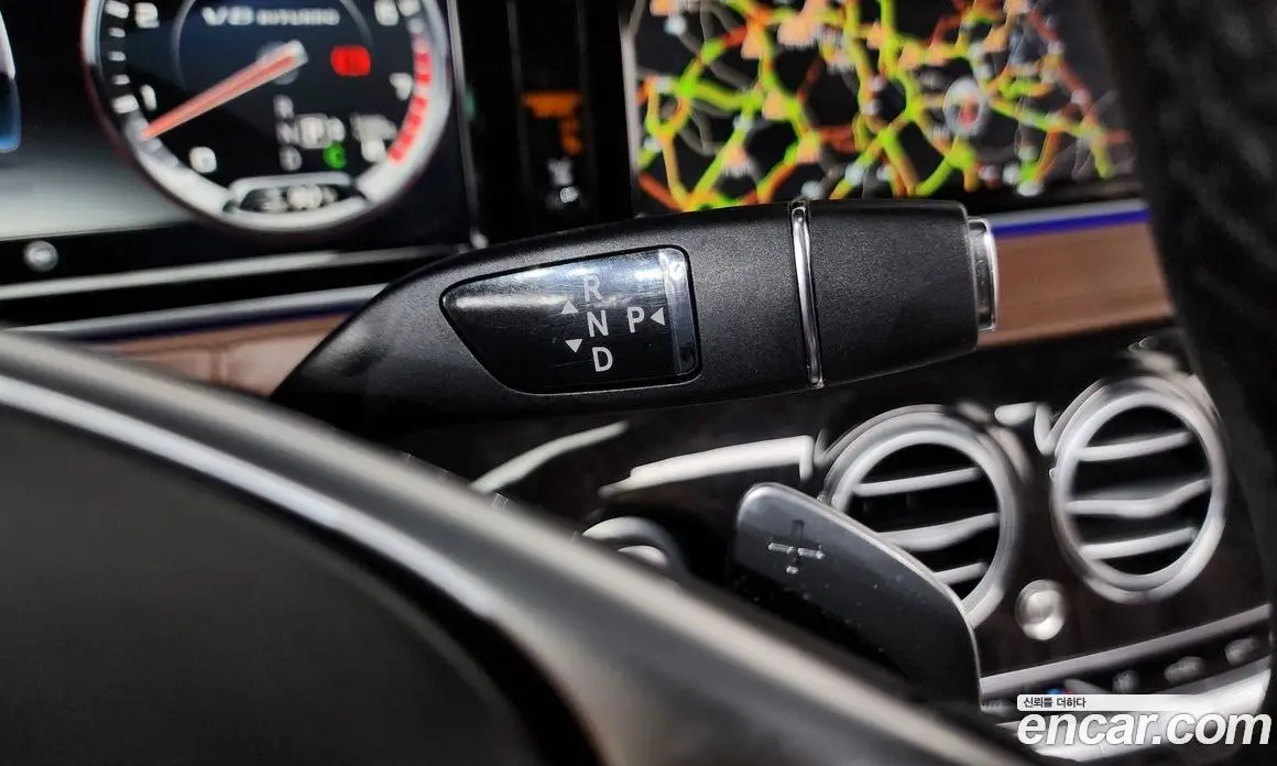Mercedes-Benz S-Class 2017 5.5 гидро, фото 9 Mercedes-Benz S-Class 2017 5.5 гидро, фото 9