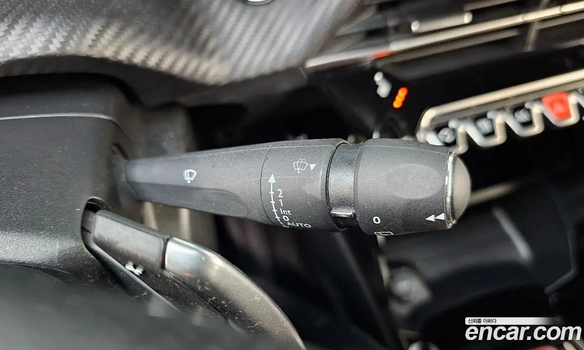 Peugeot 2008 2023 1.5 автомат (гидро), фото 23