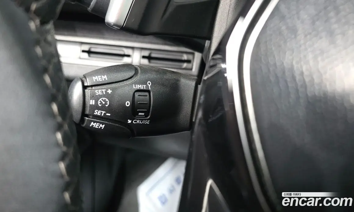 Peugeot 3008 2017 1.6 автомат (гидро), фото 19
