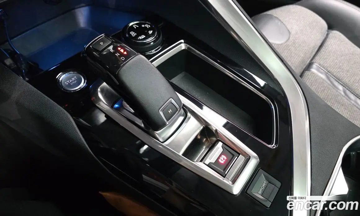 Peugeot 3008 2017 1.6 автомат (гидро), фото 9