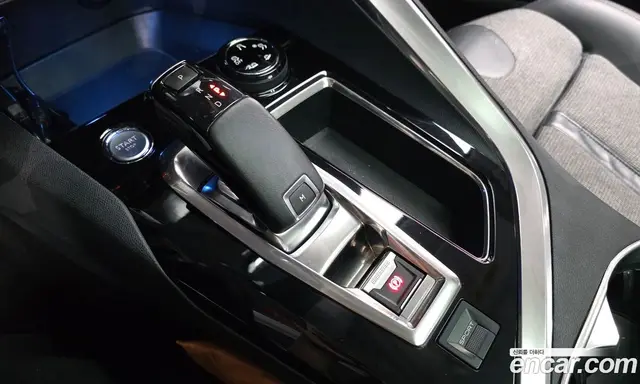 Peugeot 3008 2017 1.6 автомат (гидро), миниатюра 9