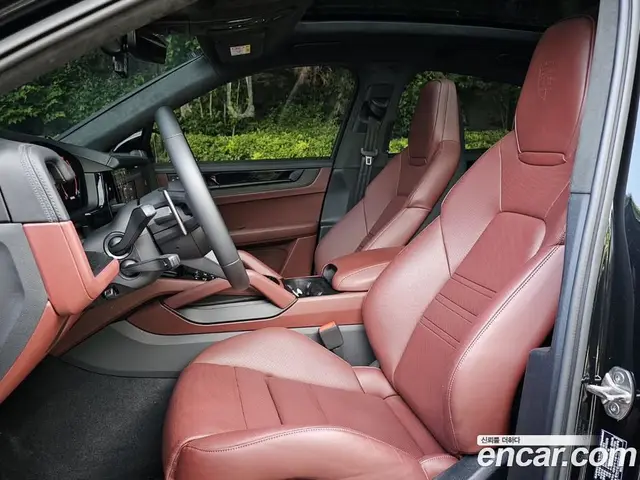 Porsche Cayenne 2025 4.0 автомат (гидро), миниатюра 11