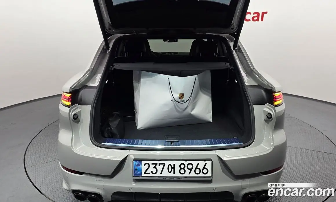 Porsche Cayenne 2025 4.0 автомат (гидро), фото 26