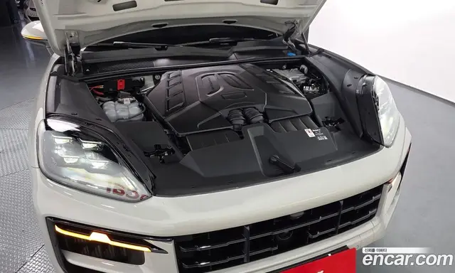 Porsche Cayenne 2025 4.0 автомат (гидро), миниатюра 6