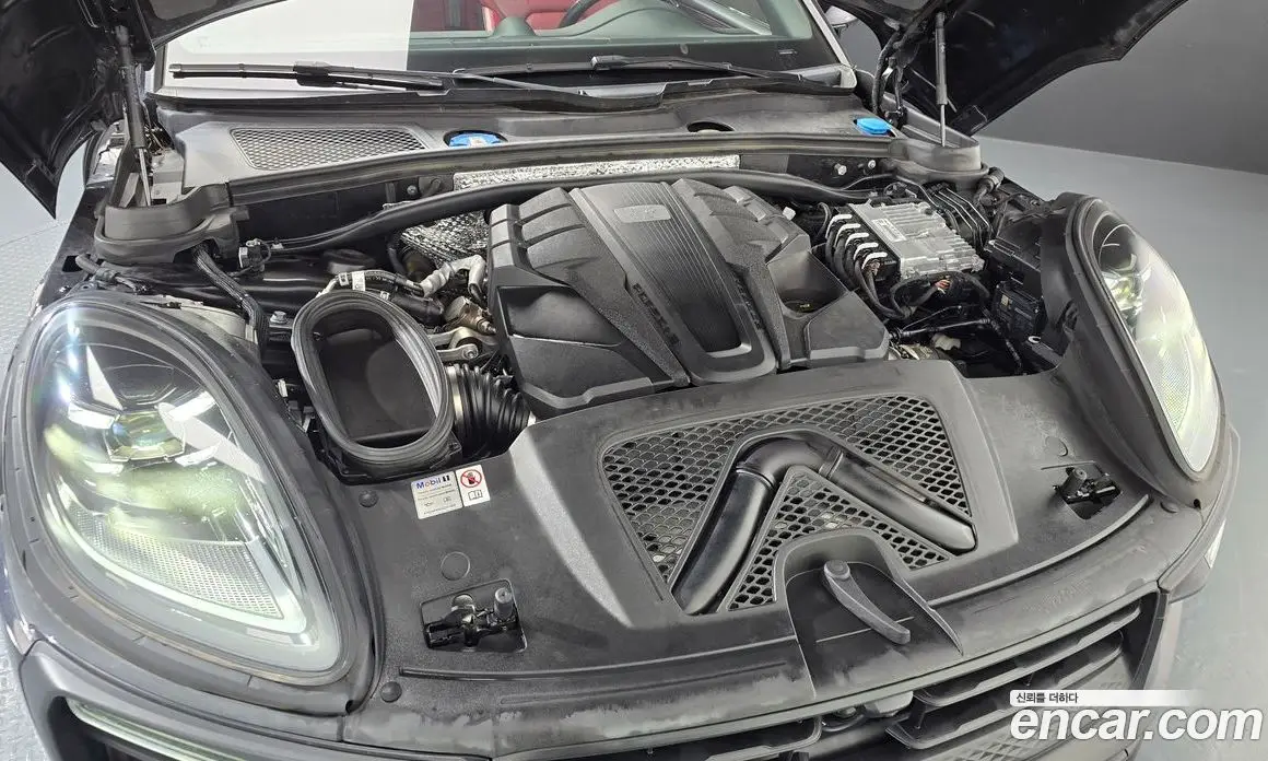 Porsche Macan 2023 2.9 автомат (гидро), фото 6