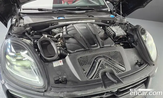 Porsche Macan 2023 2.9 автомат (гидро), миниатюра 6