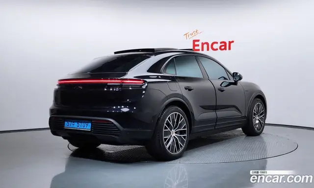 Porsche Macan 2025 0.2 автомат (гидро), миниатюра 2